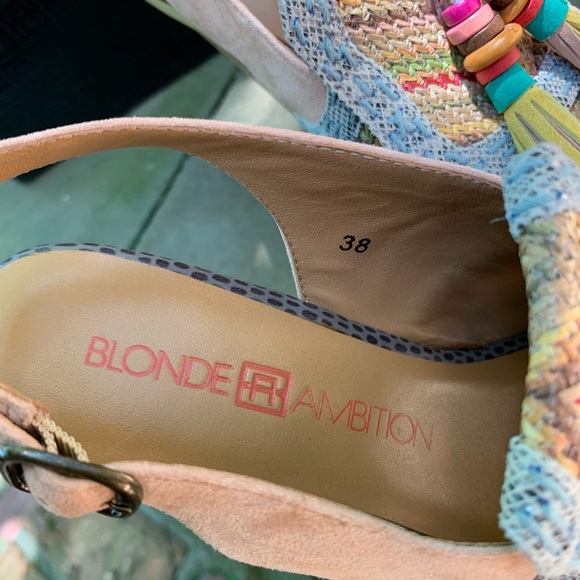 💗SOLD💙BEAUTIFUL BLONDE AMBITION PLATFORMS - Picture 5 of 8